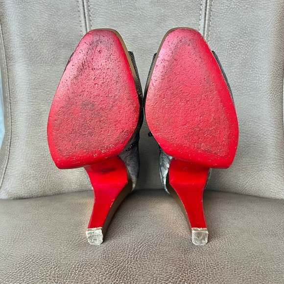 Christian Louboutin Manon 120 Euro 38 Leopard Gray Bluish Gold Toe Box & Buckles - Picture 12 of 16